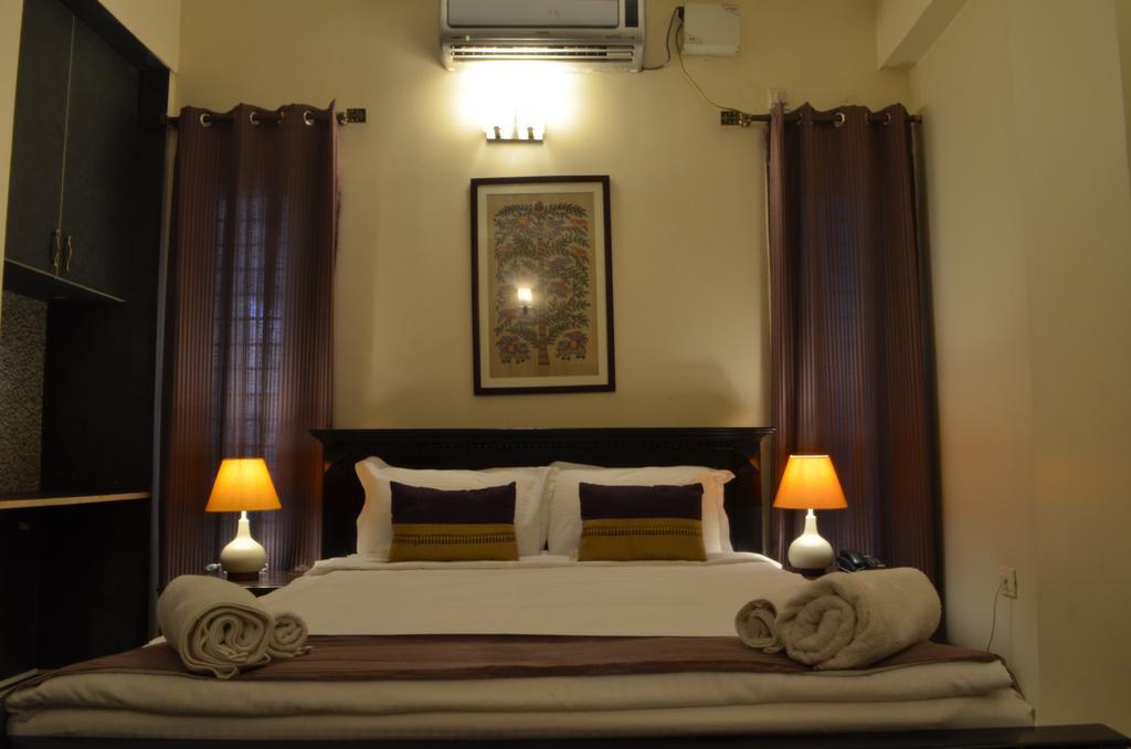 Luxtay Suites Bengaluru Pokój zdjęcie